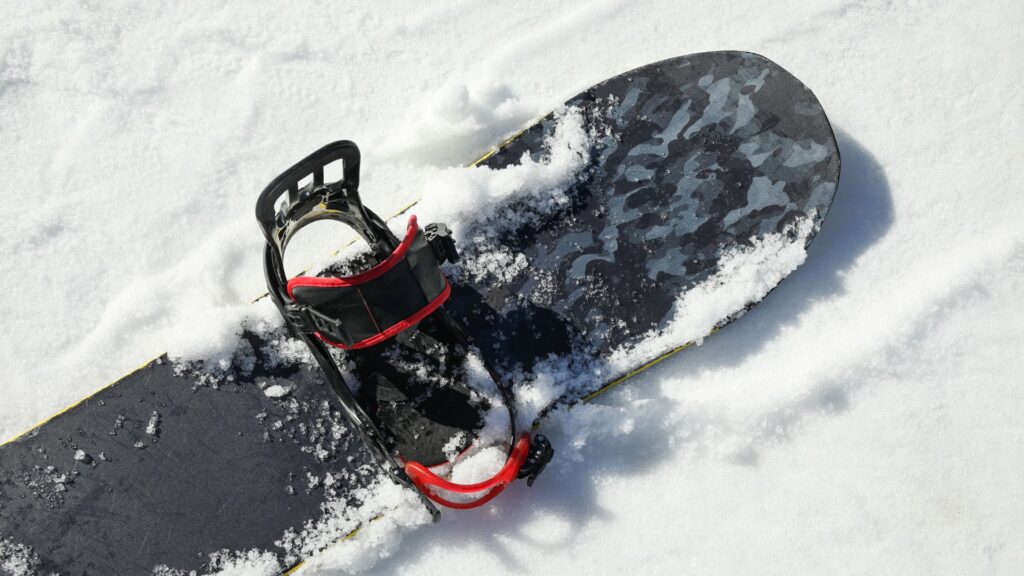 Najczęstsze błędy początkujących snowboardzistów - czego unikać?