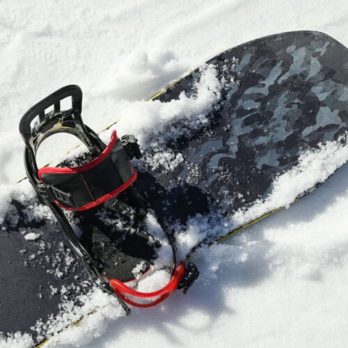 Najczęstsze błędy początkujących snowboardzistów – czego unikać?